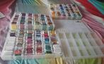 339 kleuren DMC borduurzijde in opbergdozen, incl. extra's, Hobby en Vrije tijd, Ophalen of Verzenden, Nieuw, Borduurgaren of Zijde