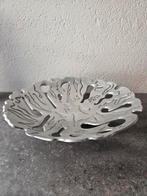 Mooie metalen schaal, ongeveer 40 cm doorsnede, Overige materialen, Gebruikt, Schaal, Rond