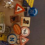 Heel veel oude pins!, Verzamelen, Speldjes, Pins en Buttons, Ophalen of Verzenden, Gebruikt, Overige onderwerpen