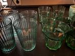 Groen Servies - Glazen en Kopjes, Huis en Inrichting, Keuken | Servies, Ophalen, Glas of Glazen, Gebruikt, Glas