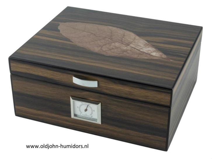 HUMIDOR "GENOVA"MET TABACCO LEAF EN VENTILATIESYSTEEM    h36, Verzamelen, Rookartikelen, Aanstekers en Luciferdoosjes, Nieuw, Tabaksdoos of Verpakking