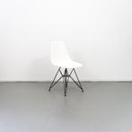 8x Vitra Eames DSR stoel wit onderstel zwart