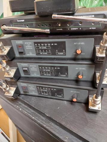 Diverse draadloze spullen van audio technici en samson beschikbaar voor biedingen