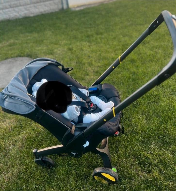 Maxicosi en buggy in 1 (Doona) autostoel buggy niet gratis, Kinderen en Baby's, Kinderwagens en Combinaties, Zo goed als nieuw