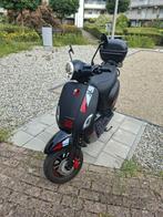 Killerbee Scooter - 2022 - 3935km - 45km/u, Ophalen, Gebruikt