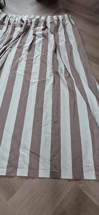 Beige/bruine lange gordijnen (B: 290cm x L: 235cm) beschikbaar voor biedingen