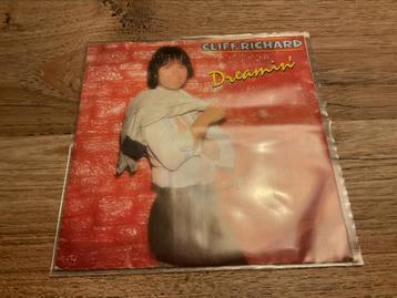 Cliff Richard, Dreamin’ beschikbaar voor biedingen