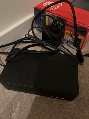 Nintendo Switch Docking Station met alle kabels beschikbaar voor biedingen