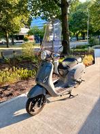 Gerray star scooter + helm & slot, Zo goed als nieuw, Benzine, Ophalen, Overige merken