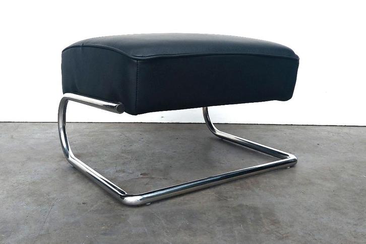 Thonet S411 hocker/poef. Ook passend bij Gispen 405 | izgs, Huis en Inrichting, Banken | Voetenbanken en Poefen, Gebruikt, Vierkant