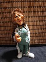 Comical world of Stratford dokter 15 cm, Verzamelen, Beelden en Beeldjes, Verzenden, Nieuw, Overige typen