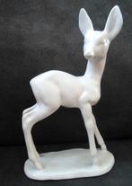 Beeld hert Flora Keramiek Gouda Holland. 512., Verzamelen, Beelden en Beeldjes, Ophalen of Verzenden, Gebruikt, Dier