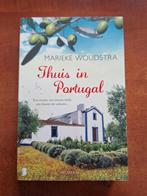 Thuis in Portugal - Marieke Woudstra, Ophalen of Verzenden, Zo goed als nieuw, Marieke Woudstra, Nederland