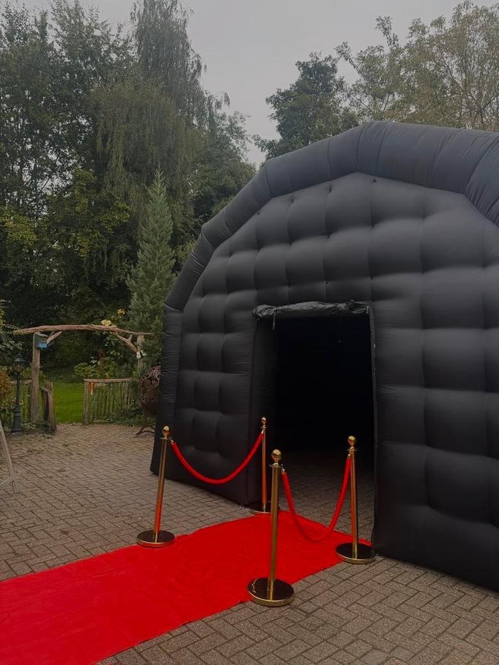 VIP PartyTent Huren, Hobby en Vrije tijd, Feestartikelen | Verhuur, Zo goed als nieuw, Verjaardag, Ophalen of Verzenden