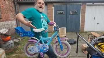 frozen fietsje 12,5 inch beschikbaar voor biedingen