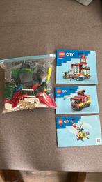 Lego city brandweerkazerne 60320, Kinderen en Baby's, Speelgoed | Duplo en Lego, Ophalen of Verzenden, Zo goed als nieuw