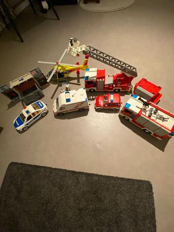 Grote collectie playmobil brandweer ambulance politie