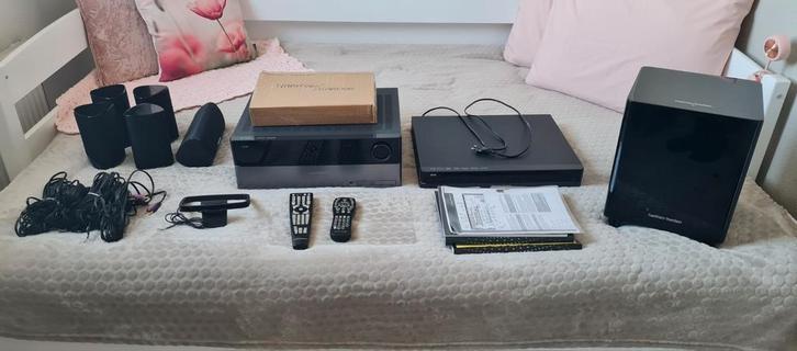 Harmon Kardon home cinema music surround compleet set, Audio, Tv en Foto, Home Cinema-sets, Zo goed als nieuw, Blu-ray-speler