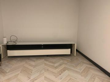 Zwart-wit TV meubel - Gratis ophalen