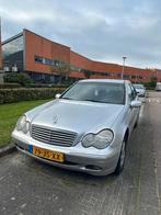 Mercedes-Benz C-Klasse 1.8 C180 Kompr Sedan 2002 Grijs, 1796 cc, Origineel Nederlands, Handgeschakeld, Grijs