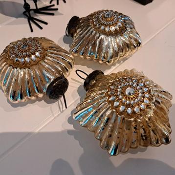 3 zware kerst decoraties  beschikbaar voor biedingen