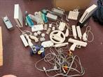 Grote doos met veel Wii spullen!, Gebruikt, Overige genres, Ophalen of Verzenden, 3 spelers of meer