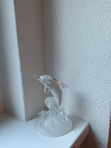 Glazen dolfijn beeldje . beschikbaar voor biedingen