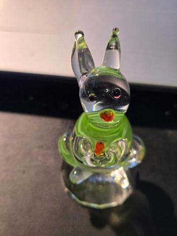 Konijntje van glas 6 cm beschikbaar voor biedingen