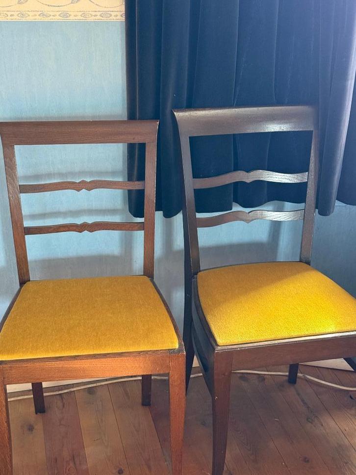 2 brocante eetkamerstoelen, Antiek en Kunst, Antiek | Meubels | Stoelen en Banken, Ophalen