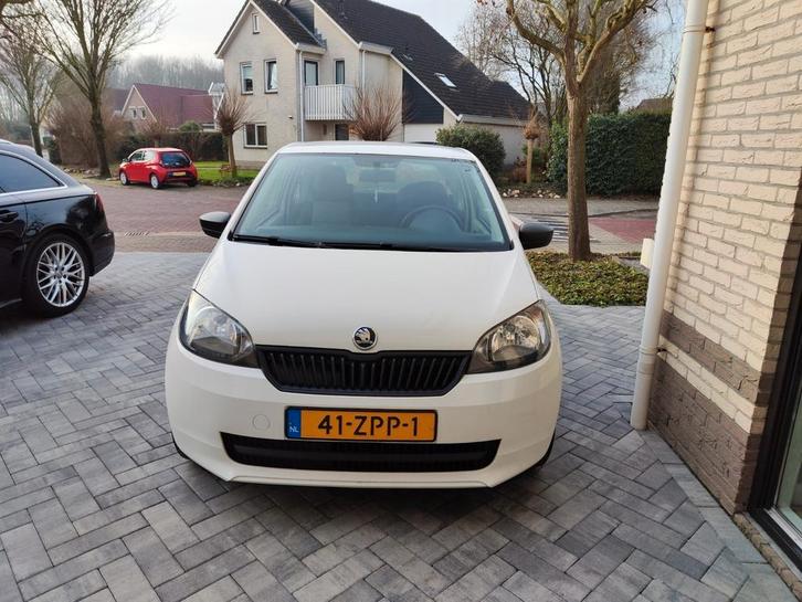 Skoda Citigo 1.0 T 44KW 2013 Wit, Auto's, Skoda, Particulier, Citigo, Airbags, Airconditioning, Centrale vergrendeling, Radio