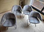 4 eetkamer stoelen, Ophalen, Zo goed als nieuw, Design grijs stof met metalen poten, Grijs
