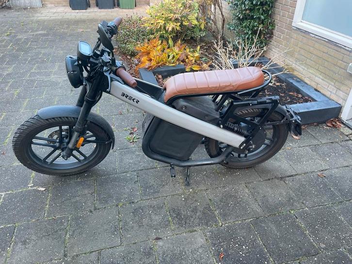 Brekr B4000 incl. Accessoires, Fietsen en Brommers, Brommers | Overige merken, Gebruikt, Maximaal 45 km/u, Ophalen