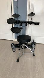 Elektrisch drumstel tweedehands met kruk (merk: Millenium), Muziek en Instrumenten, Drumstellen en Slagwerk, Ophalen, Gebruikt