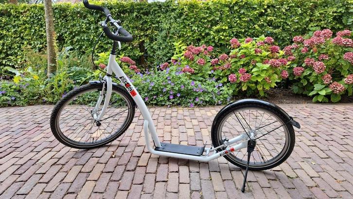 Kick Bike, Fietsen en Brommers, Steps, Zo goed als nieuw, Kickbike, Ophalen