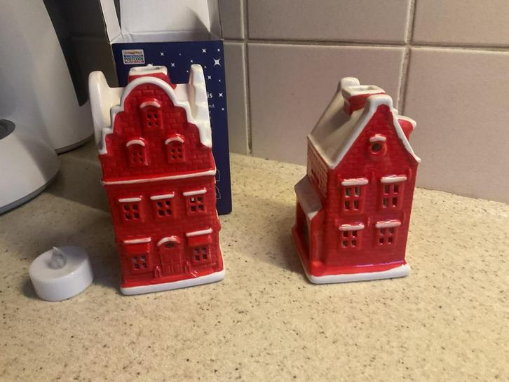 2 huisjes van de Postcode loterij, per stuk €4, Diversen, Kerst, Zo goed als nieuw, Ophalen of Verzenden