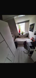 Kamer te huur in hoofddorp per 1 maart, Huizen en Kamers, Kamers te huur