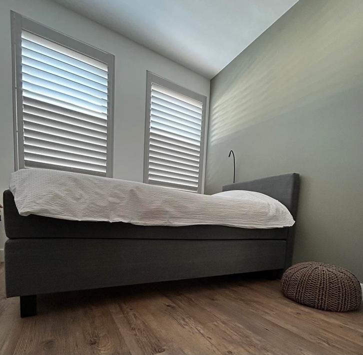 Stoere boxspring Morgana 100x200, Huis en Inrichting, Slaapkamer | Boxsprings, Zo goed als nieuw, 100 cm, 200 cm, Eenpersoons