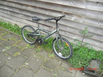 Loekie kinder fiets, 20 inch met terug trap rem. beschikbaar voor biedingen