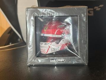 NIEUW Charles Leclerc - Helm 2025 - Schaalmodel 1:5 - Spark beschikbaar voor biedingen