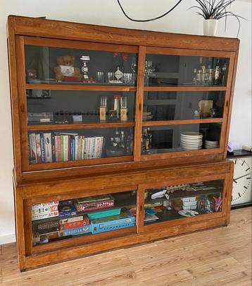 Industriële Schoolkast/servicekast, bieden is toegestaan beschikbaar voor biedingen