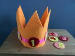 Herbruikbare vilten verjaardagskroon, ZGAN, Ophalen of Verzenden, Zo goed als nieuw, Hoed of Pruik, Verjaardag