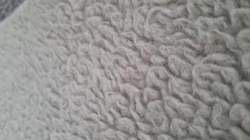 2 stuks Originele Merino wollen onderlegger (ledikant) beschikbaar voor biedingen