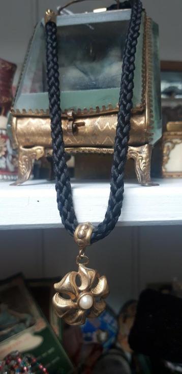 Mooie sierlijke Vintage ketting