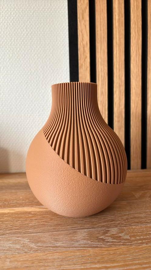 Unique 3d geprinte vaas, Huis en Inrichting, Woonaccessoires | Vazen, Nieuw, Overige kleuren, Minder dan 50 cm, Kunststof, Ophalen of Verzenden