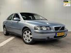 Volvo S60 2.4 Airco Trekhaak APK tot november 2024!, Stof, Gebruikt, Zwart, Startonderbreker