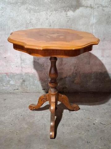 	 Oude vintage Franse bijzettafel tafel wijntafel ingelegd beschikbaar voor biedingen