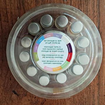 geurbrander cadeauset met 12 verschillende oliën beschikbaar voor biedingen