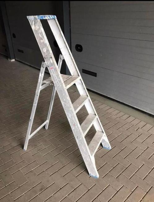 Solide PT04 Prof. Trap 4 Treden, Doe-het-zelf en Verbouw, Ladders en Trappen, Zo goed als nieuw, Trap, Minder dan 2 meter, Ophalen