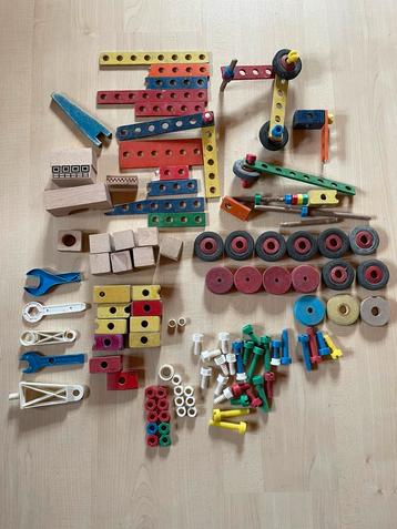 Tk restant vintage houten speelgoed van Sio Montage jr 70/80 beschikbaar voor biedingen