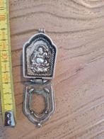 Verzilverd amulet uit China, kan open., Ophalen of Verzenden